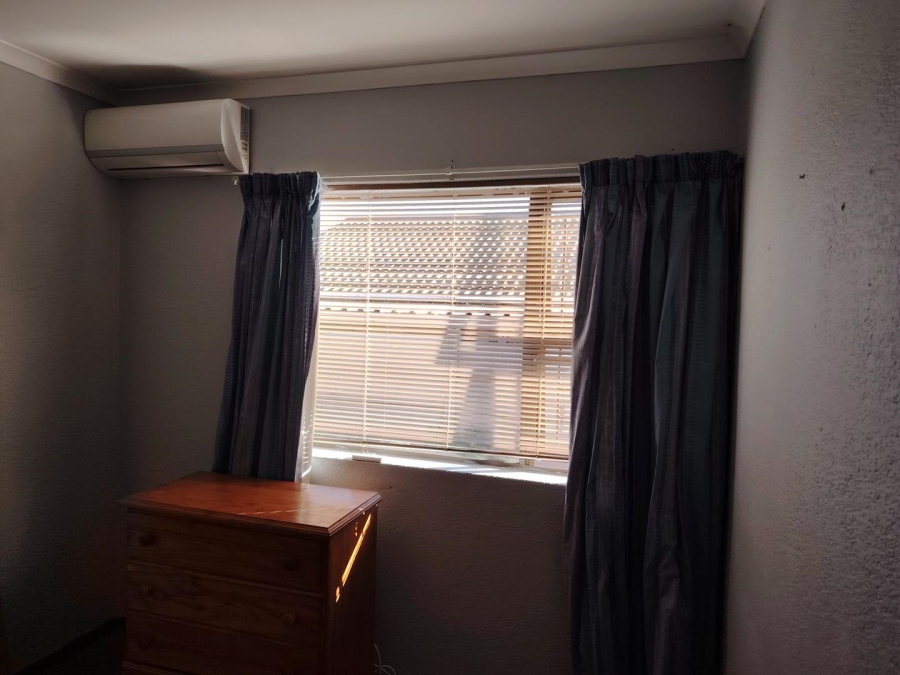 To Let 3 Bedroom Property for Rent in Protea Heights Western Cape